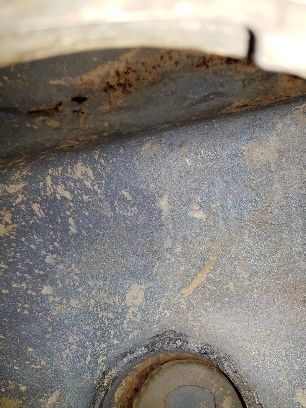 Schleim und Ablagerungen im Tank
